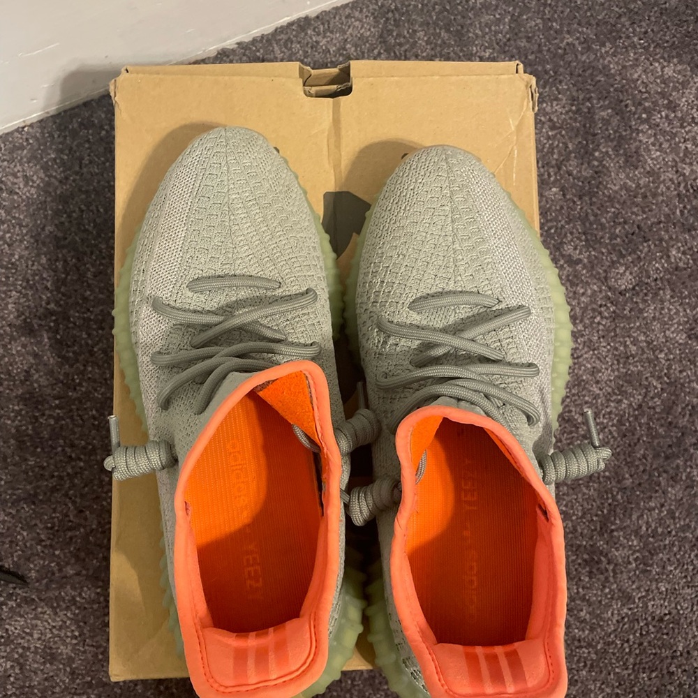 Yeezy boost 350 V2 'desert sage' - Picture 2 of 4